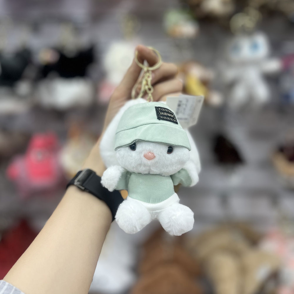 آویز بانی کلاه دار
